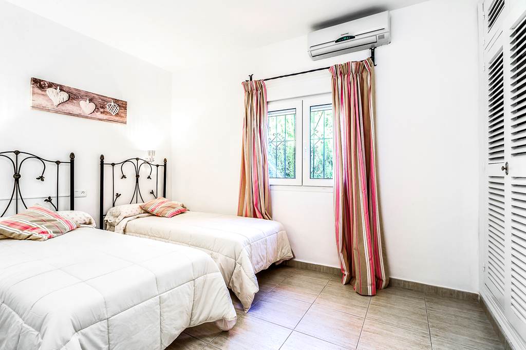 AGP_75134_Villa_Barclay_0317_12.jpg