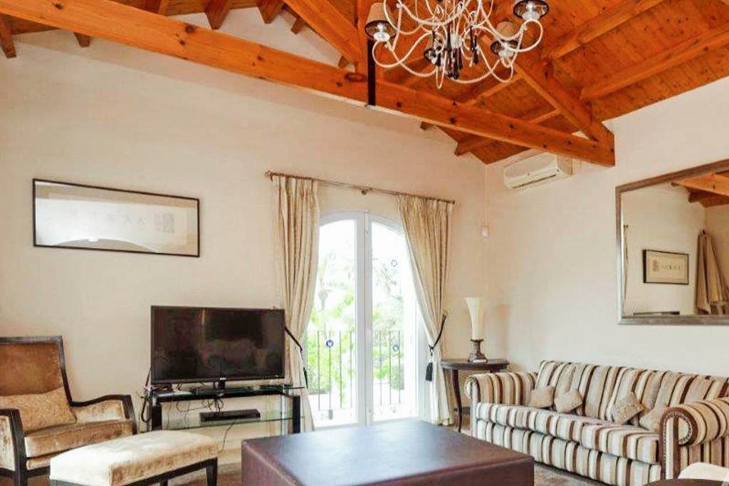 ALC_85441_Villa_Mifaya_72_0523_03.jpg