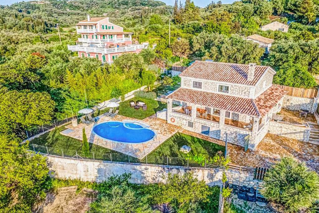 CFU_86776_Villa_Irida_Garden_1223_10.jpg