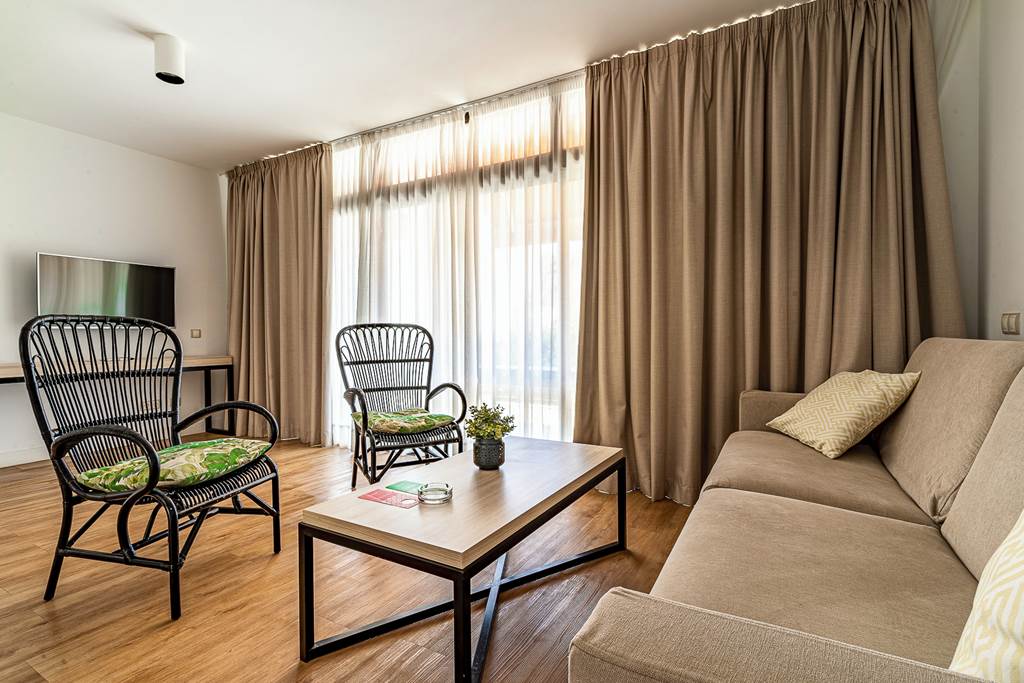 LPA_78515_Apartments_Cordial_Muelle_Viejo_0524_16.jpg