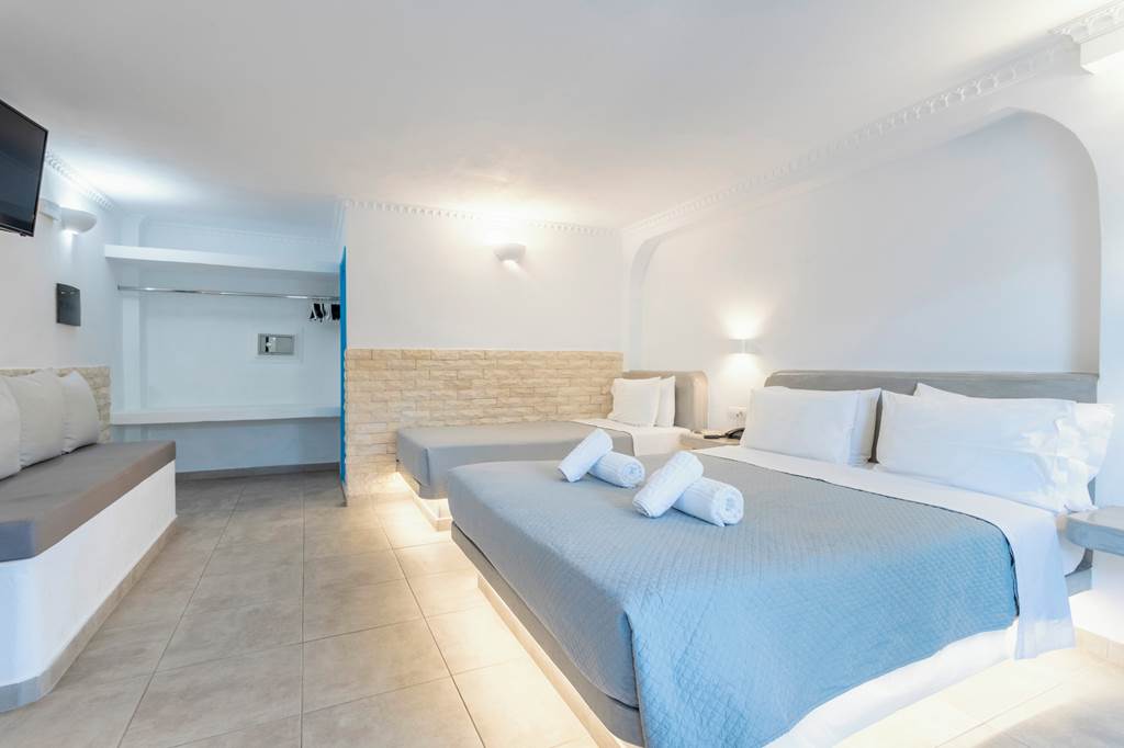JTR_83209_Perissa_Bay_Hotel_1021_23.jpg