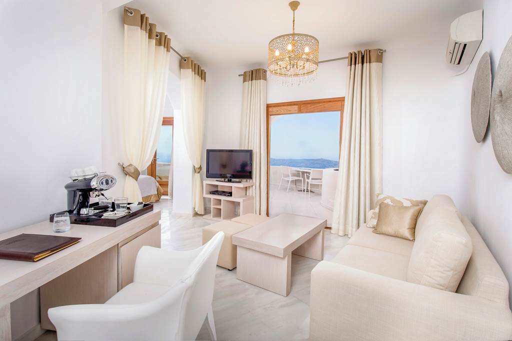 JTR_88621_Gold_Suites_1224_14.jpg