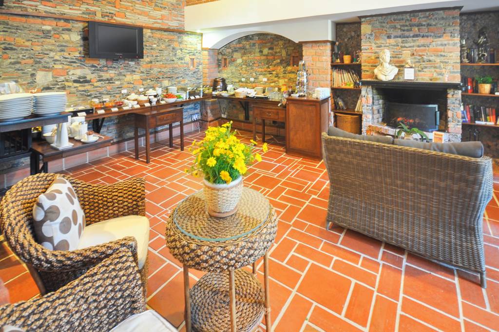 BJV_84620_El_Vino_Hotel_&_Suites_1122_11.jpg