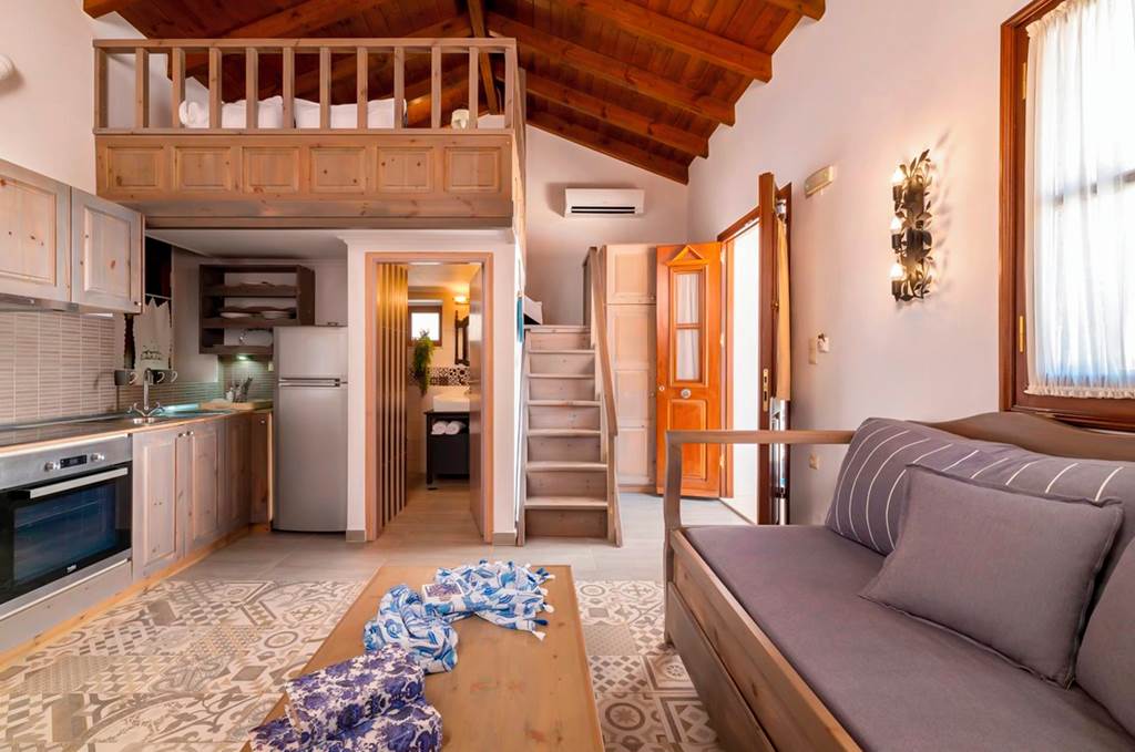 RHO_83557_Kaminos_Boutique_Hotel_1224_03.jpg