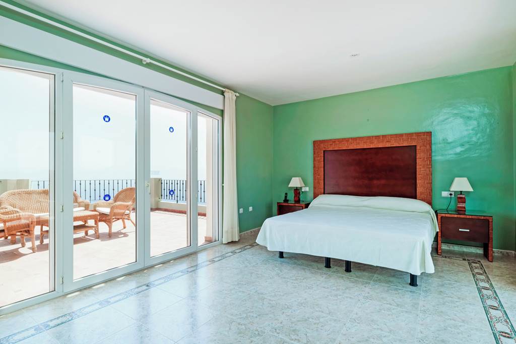 ALC_85438_La_Manga_Resort_-_Villa_Viewpoint_6_0523_07.jpg