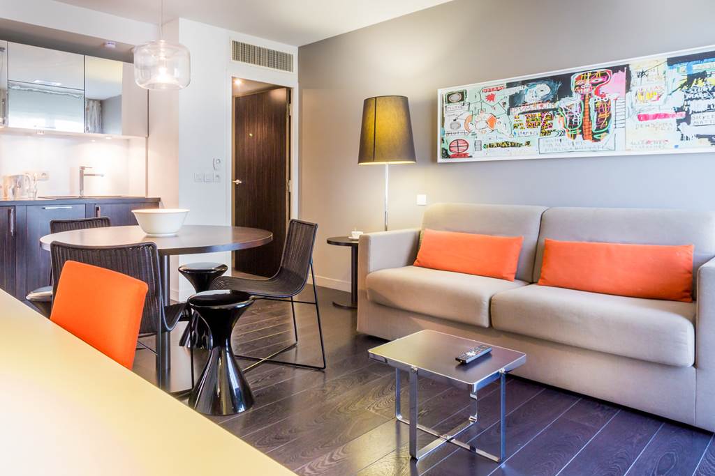 NCE_72979_Hipark_Design_Suites_Nice_1217_04.jpg