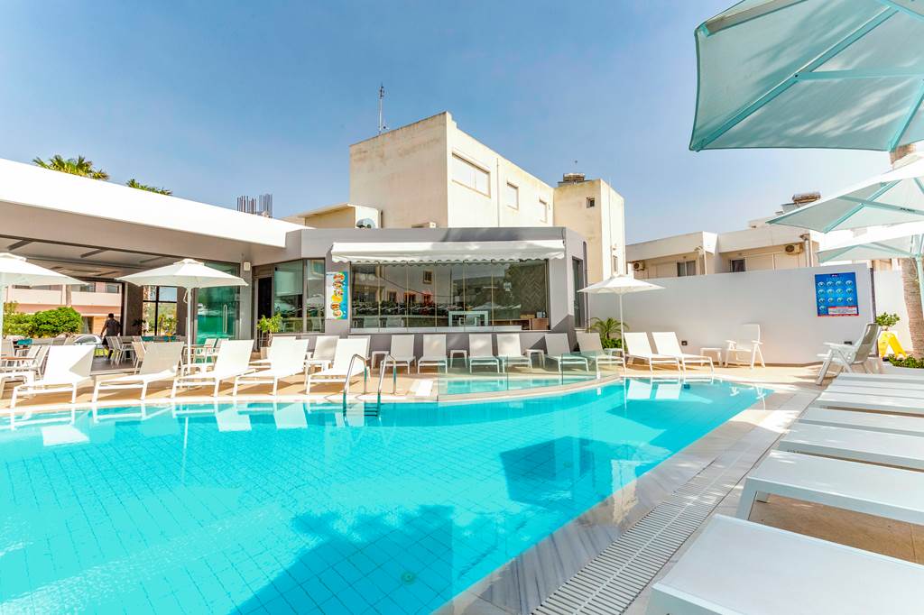 KGS_78070_Agrelli_Hotel_Imperial_0519_17.jpg