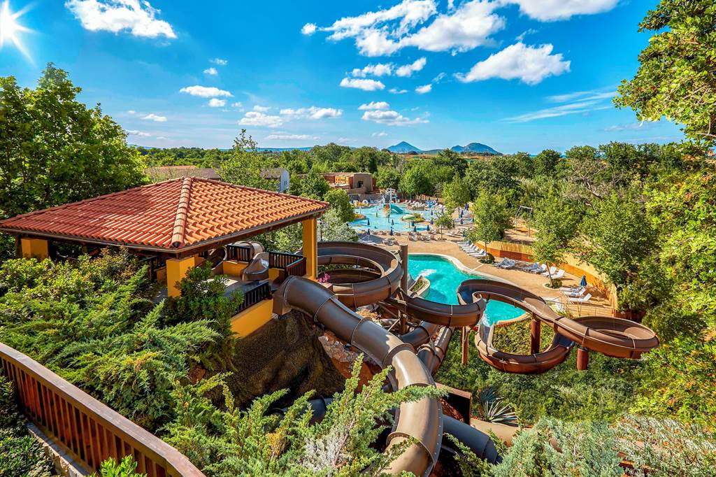 KLX_84560_The_Romanos_Luxury_Collection_Resort_0323_05.jpg