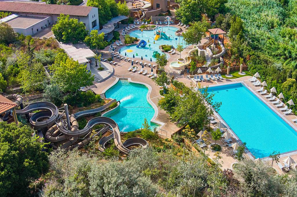 KLX_84560_The_Romanos_Luxury_Collection_Resort_1124_04.jpg