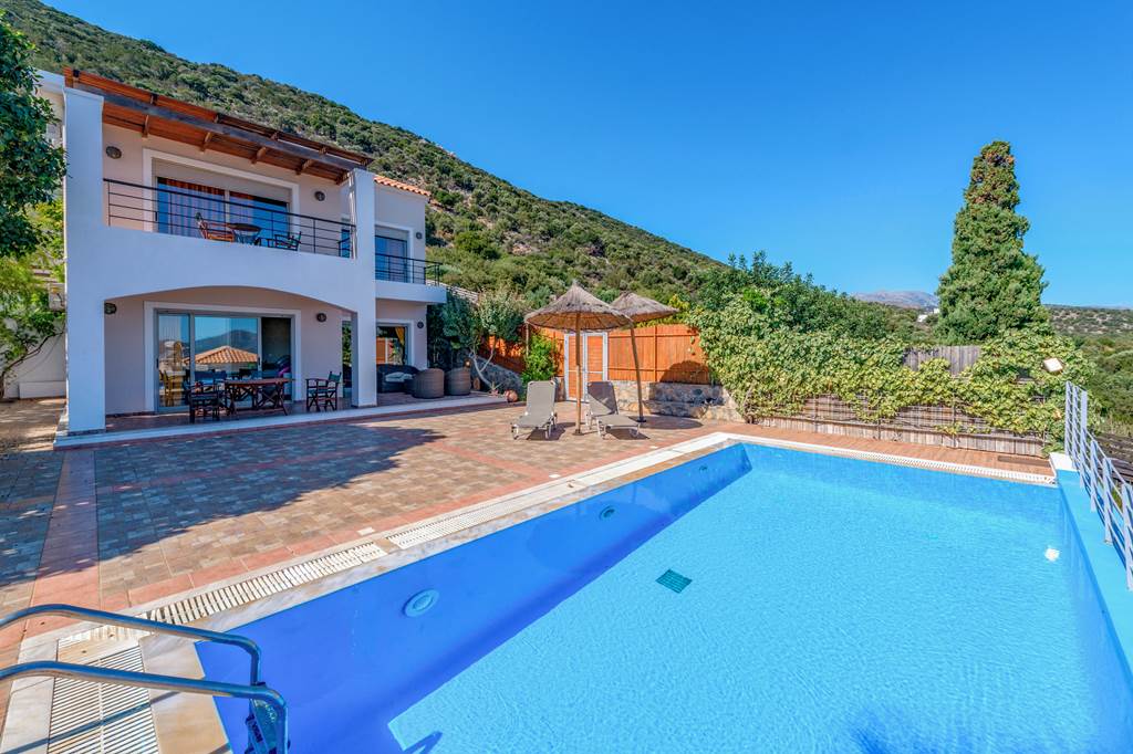 HER_88437_Villa_St_Nikolas_View_Crete_1124_06.jpg