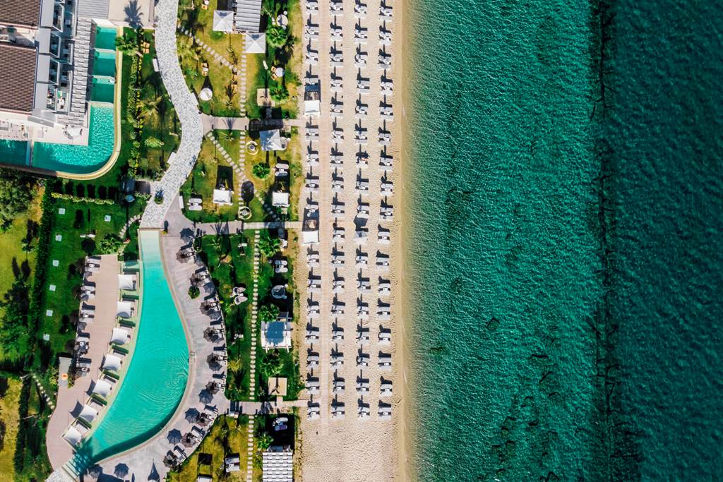 SKG_80160_Blue_Carpet_Luxury_Rooms_1224_03.jpg