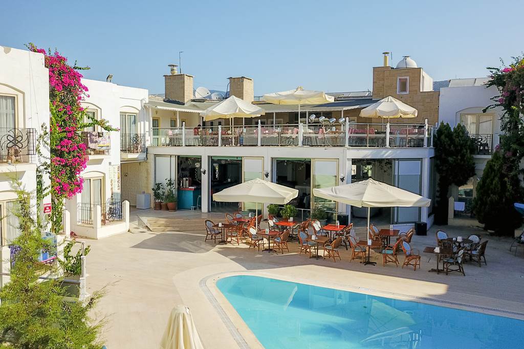 BJV_77211_Hotel_Serpina_1017_08.jpg