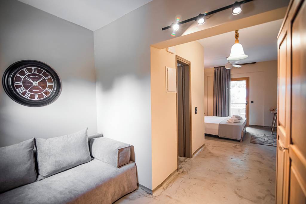 SKG_83410_Pefkon_Hotel_0623_06.jpg