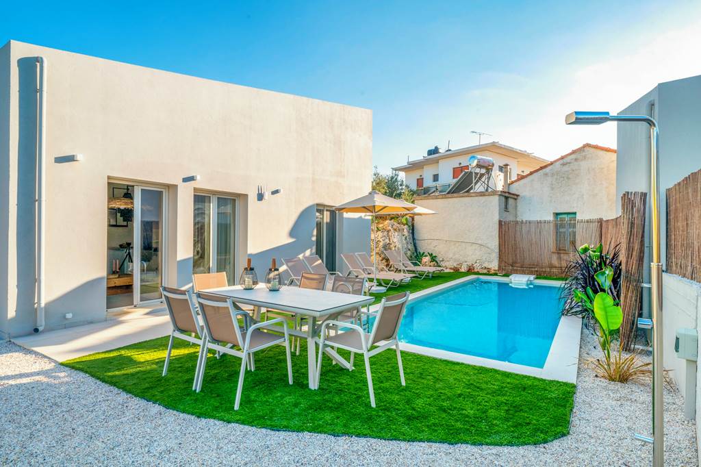 CHQ_88582_Villa_Charoupia_Plaka_1224_07.jpg