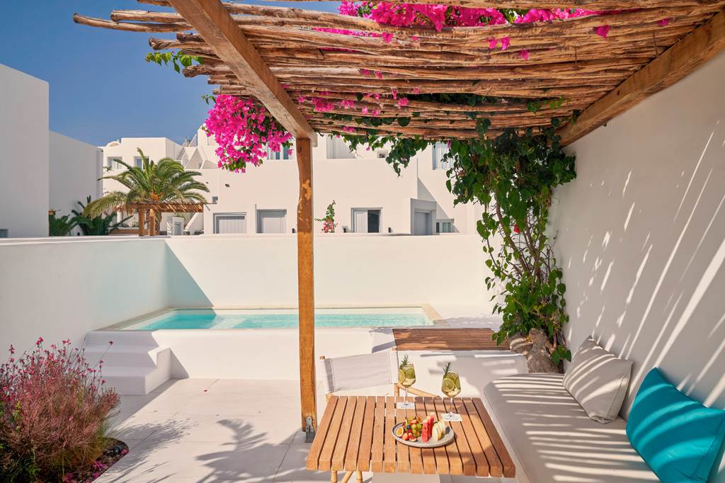 JTR_81481_Nikki_Beach_Resort_and_Spa_0623_06.jpg