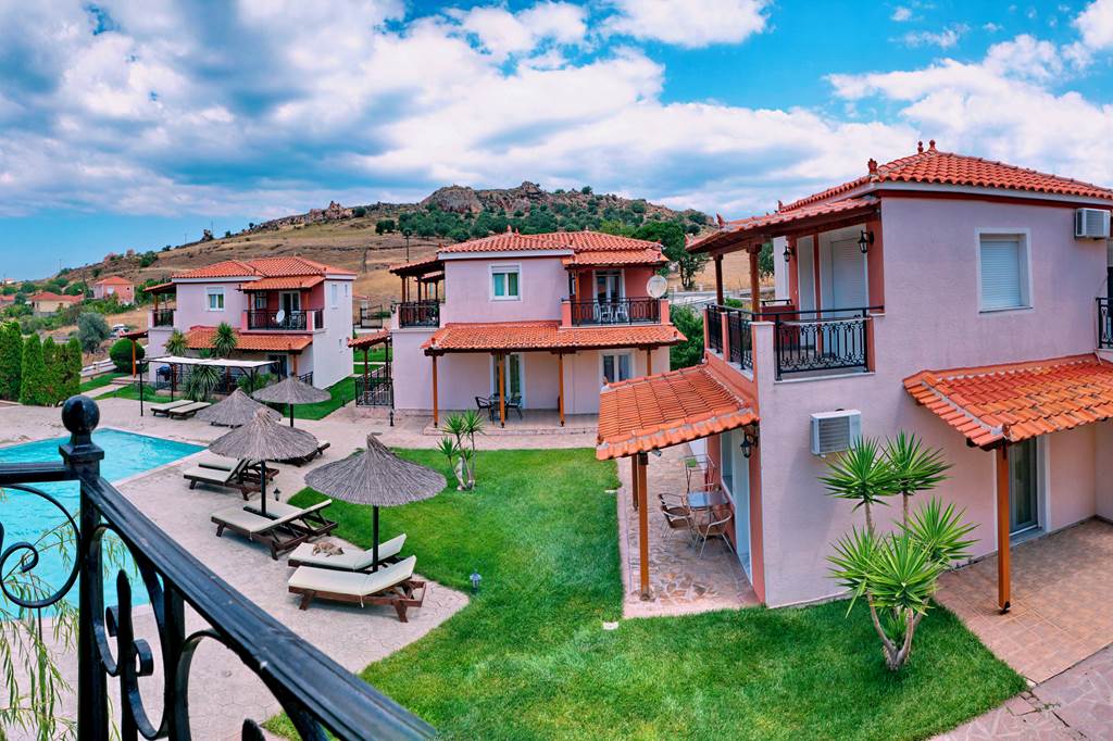MJT_86305_Yakinthos_Garden_1223_12.jpg