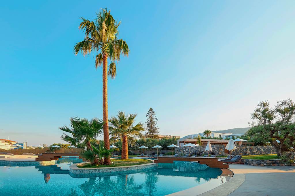 HER_86623_Sentido_Amounda_Bay_1123_07.jpg