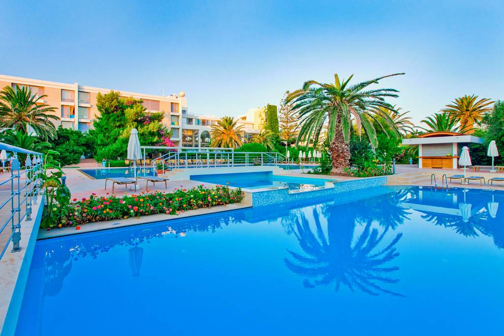 KGS_84166_Caravia_Beach_0922_27.jpg