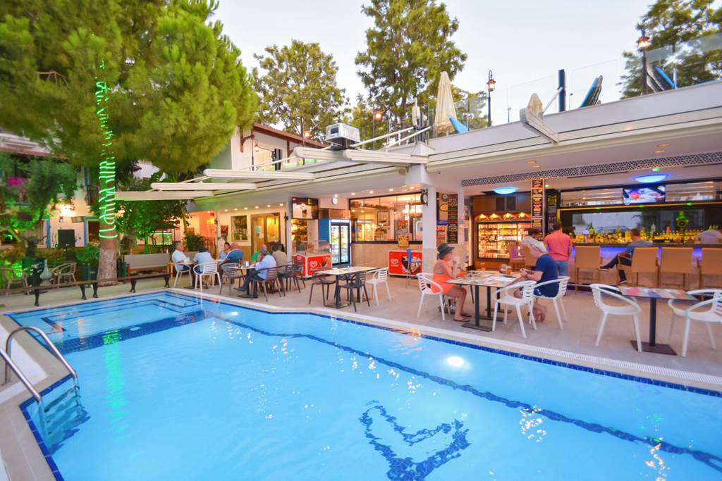 BJV_69243_Istankoy_Hotel_1122_02.jpg