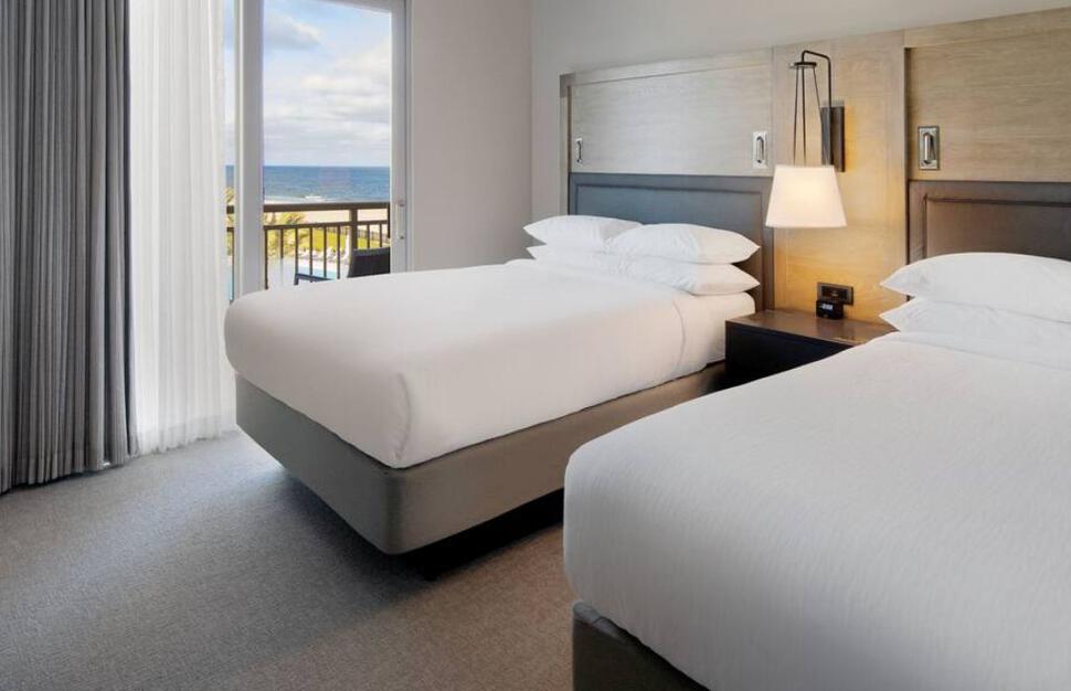 Embassy-Suites-by-Hilton-St-Augustine-Beach-Oceanfront-Resort-4.jpg