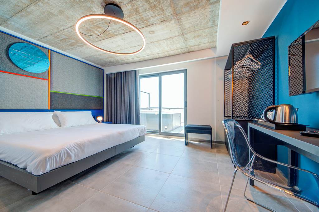 MLA_84667_IKYK_Hotel_1122_14.jpg