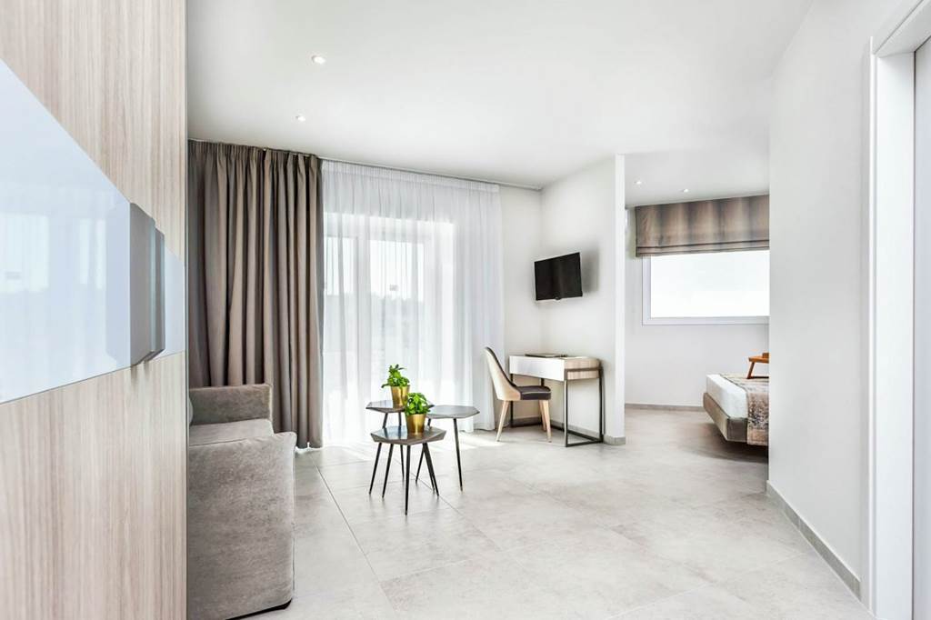 SKG_74673_Kriopigi_Hotel_0623_01.jpg