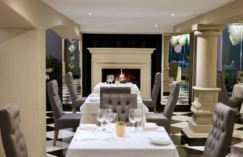 Fairlawns-Boutique-Hotel-Spa-6.jpg