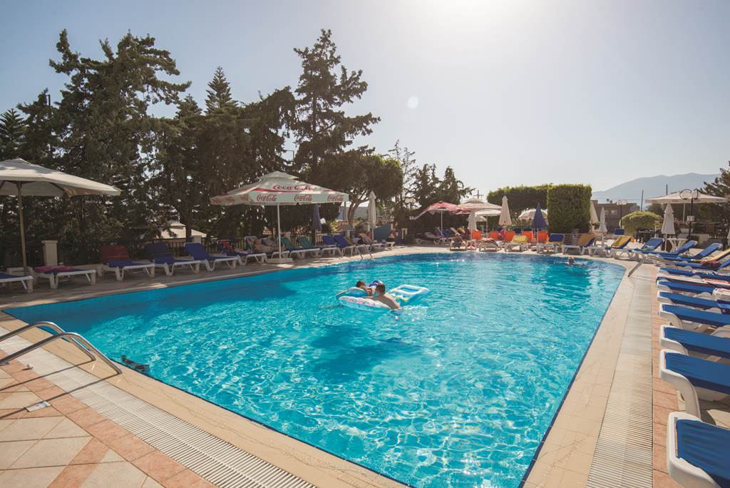 HER_68834_Anastasia_Hotel_0716_07.jpg