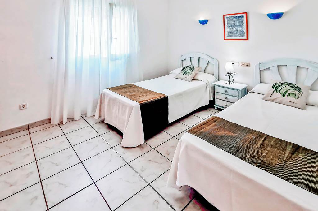 ALC_88612_Villa_Pera_1224_02.jpg