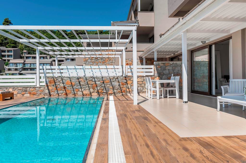 JSI_82474_Kassandra_Bay_Suites_0325_06.jpg
