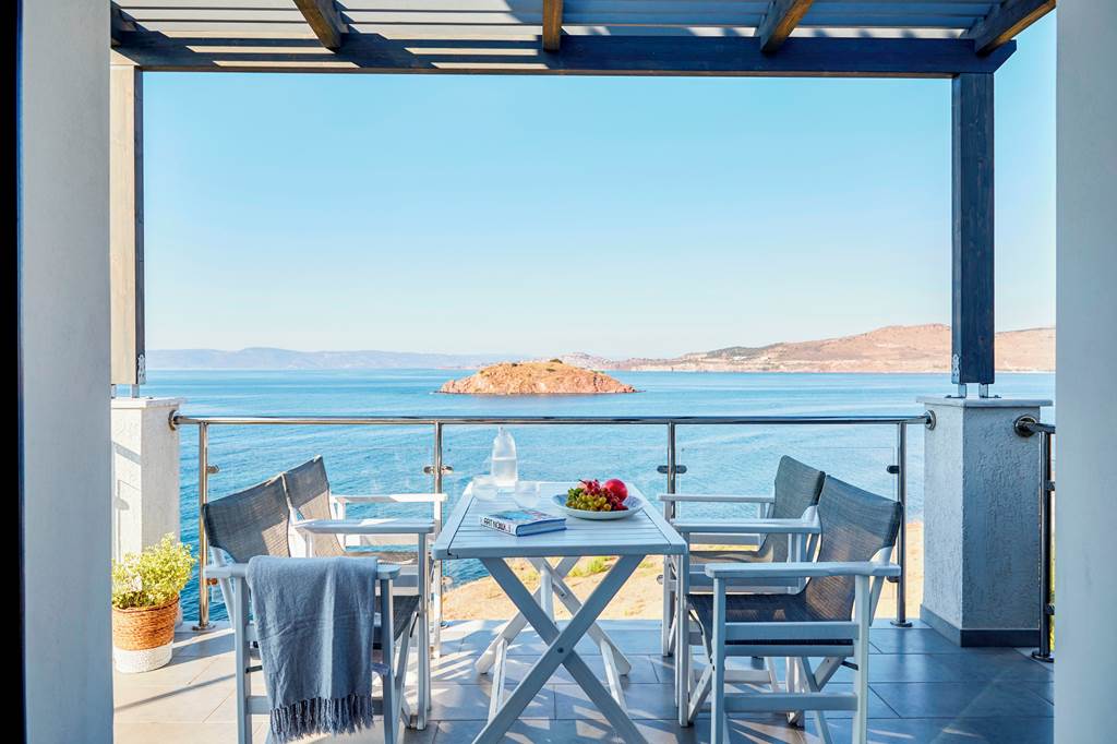 MJT_86483_Eleia_Seafront_Villas_1223_25.jpg