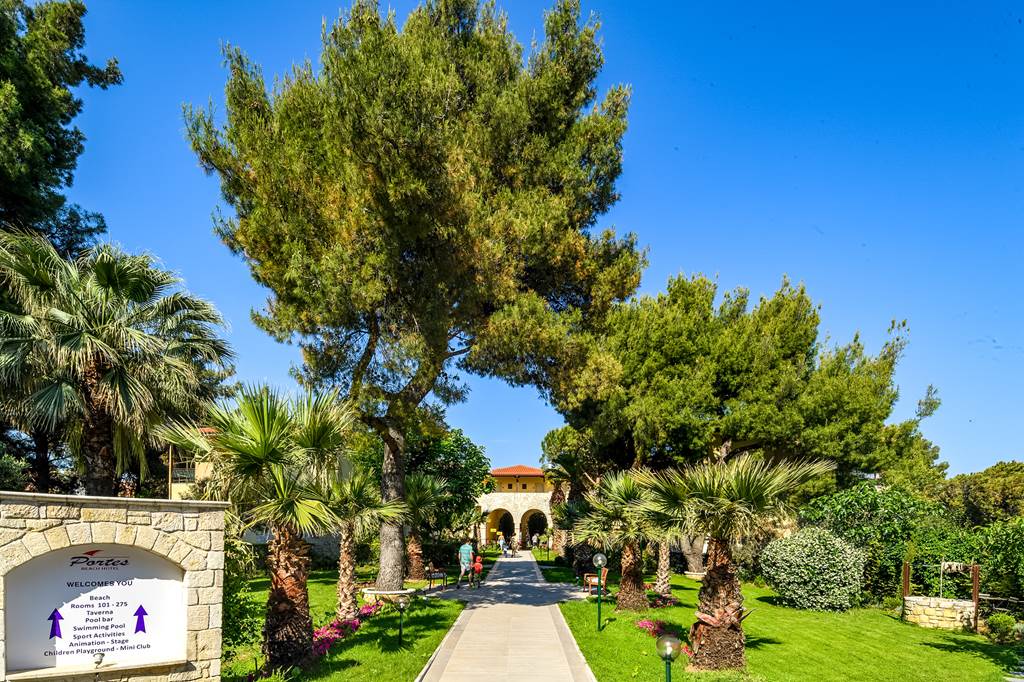 SKG_74003_Portes_Bch_Htl_0618_08.jpg