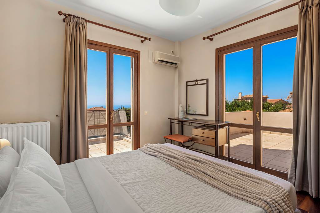 EFL_87184_Villa_Sarlata_Sea_View_0924_11.jpg
