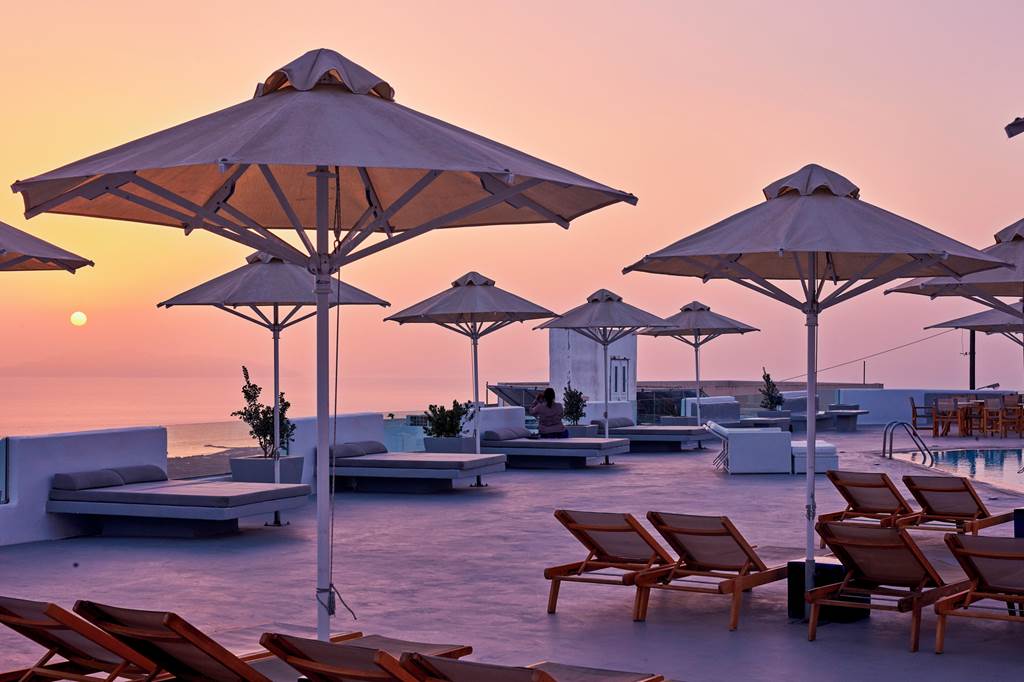 JTR_81459_Santorini_Palace_0421_03.jpg