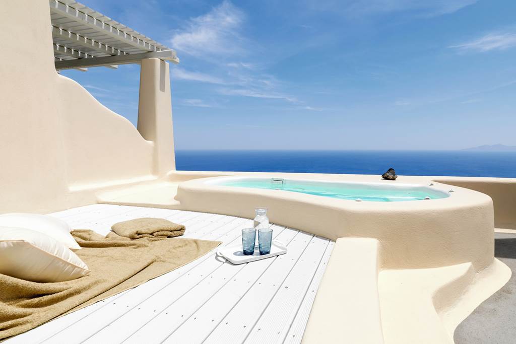 JTR_84783_Dome_Santorini_Resort_1222_21.jpg