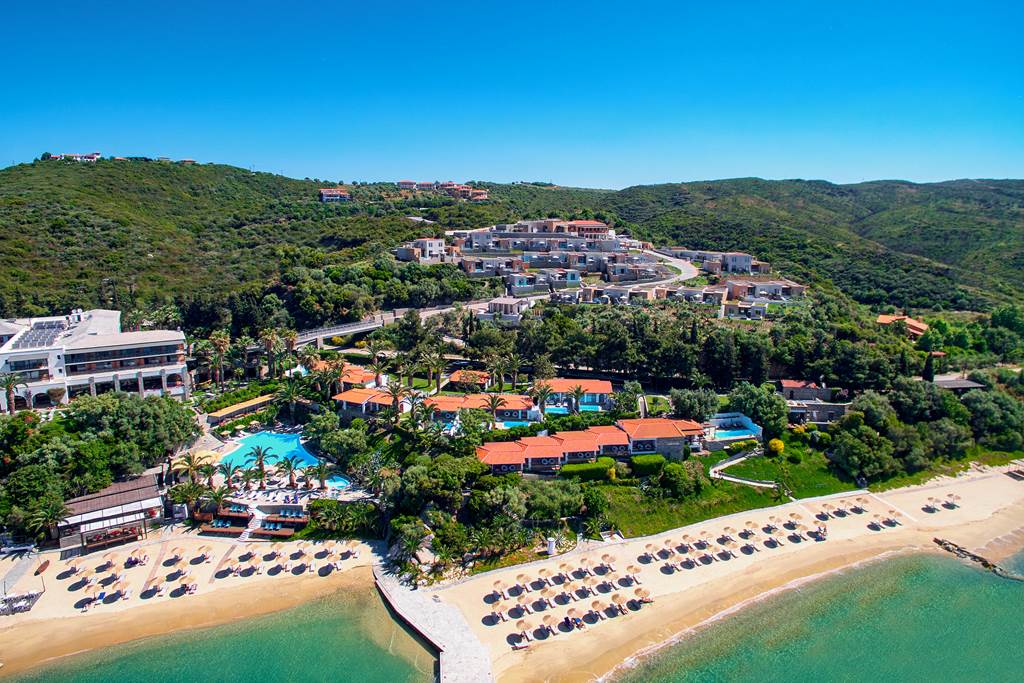 SKG_82137_Eagles_Villas_0123_21.jpg