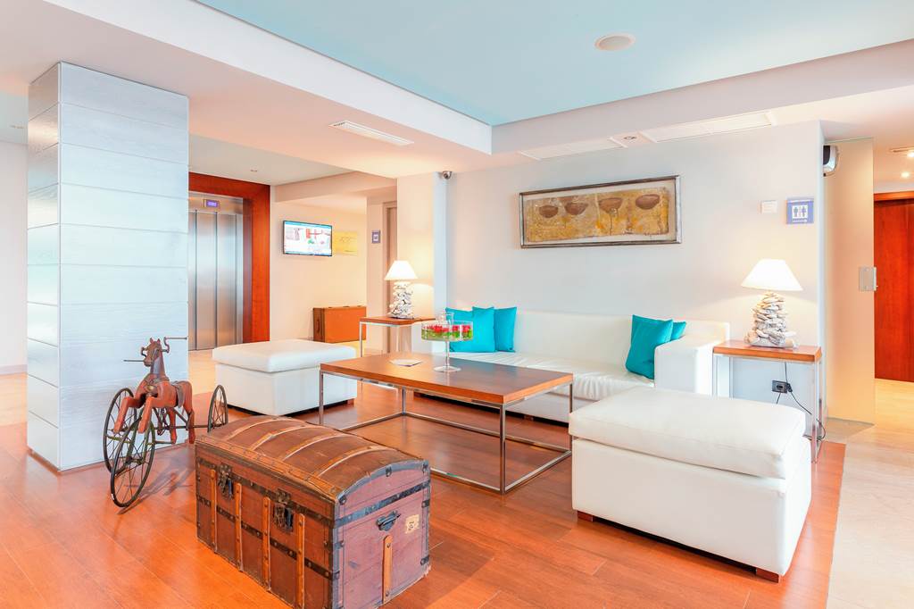 PMI_83362_Marins_Playa_suites_0224_11.jpg