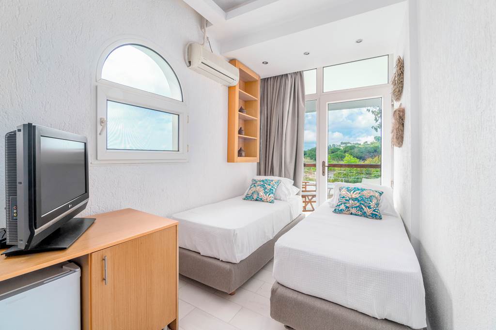 JSI_82677_Hotel_Arco_1223_02.jpg