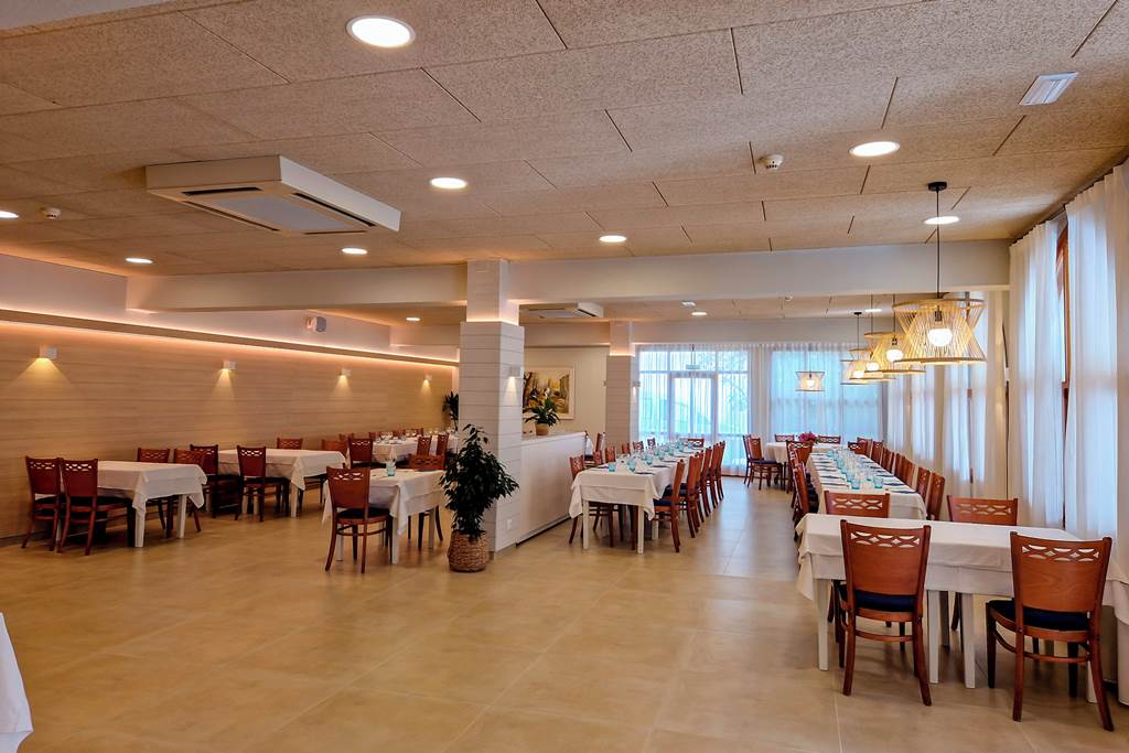 GRO_75885_Hotel_Medes_II_1022_01.jpg