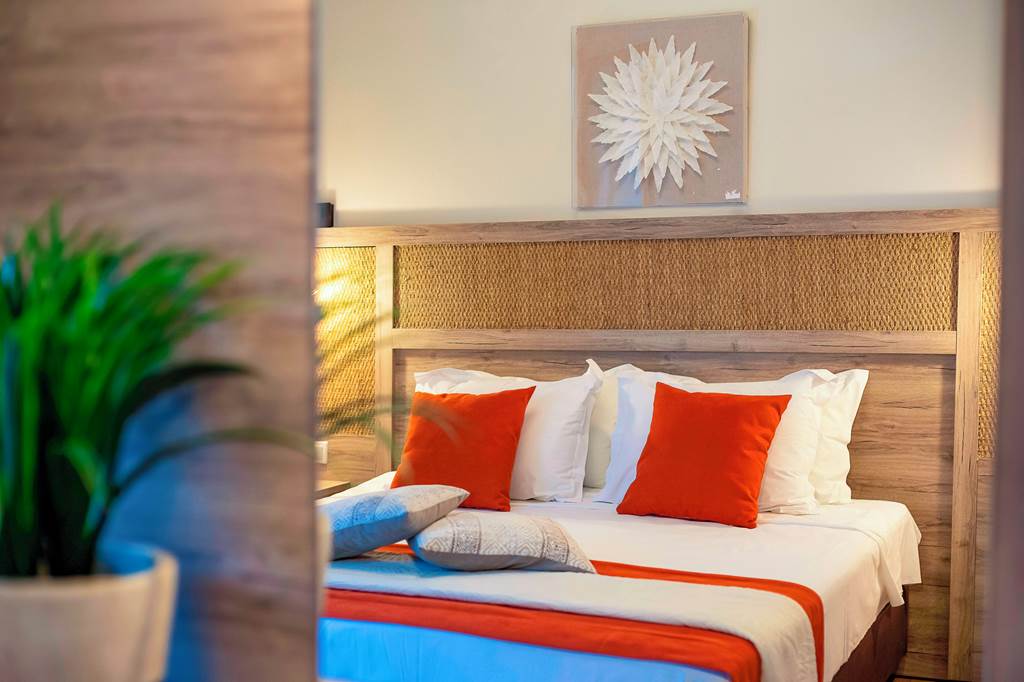 JSI_82439_Skiathos_Avaton_Hotel_0820_02.jpg