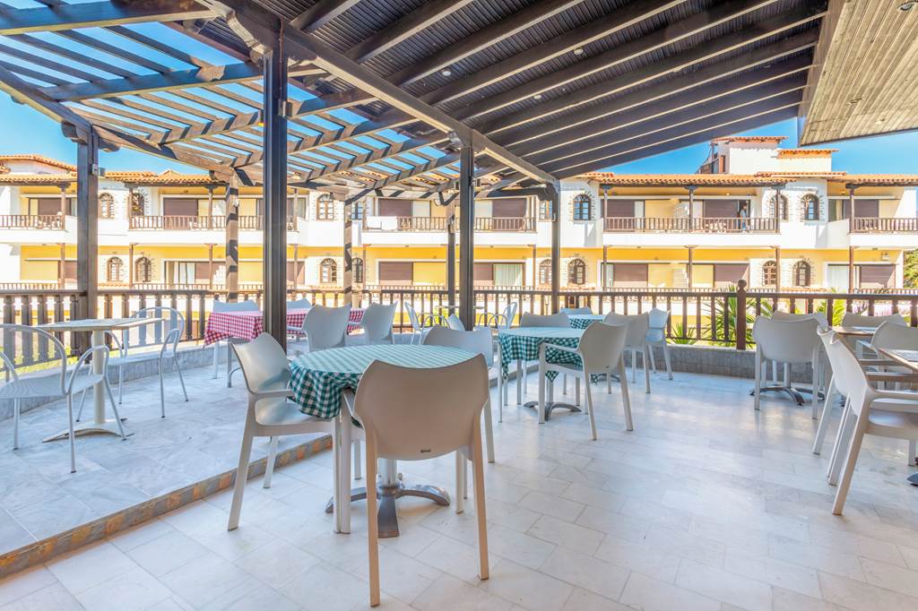 SKG_74644_Ioli_Village_0724_04.jpg