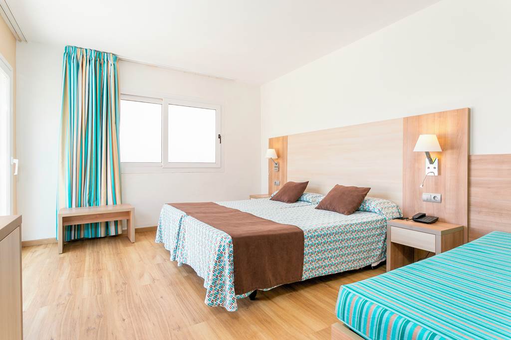 IBZ_70451_Invisa_Figueral_Resort_0719_34.jpg