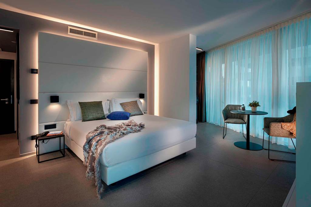 VCE_83486_J44_Lifestyle_Hotel_1123_01.jpg