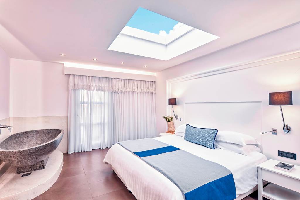 JTR_82248_Aressana_Spa_Hotel_&_Suites_0221_19.jpg