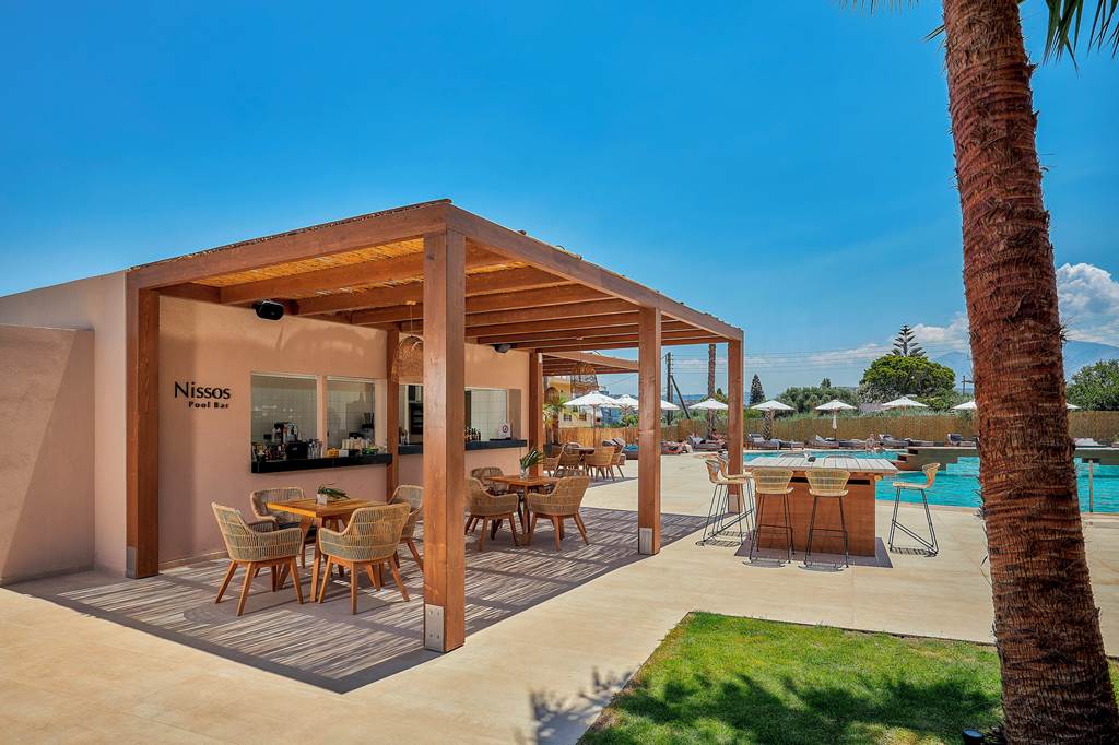 HER_86623_Sentido_Amounda_Bay_1123_03.jpg