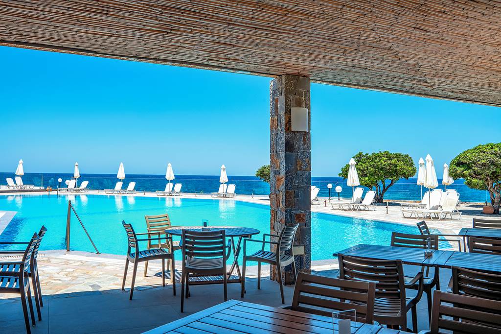 HER_81303_Maritimo_Beach_Hotel_0821_08.jpg