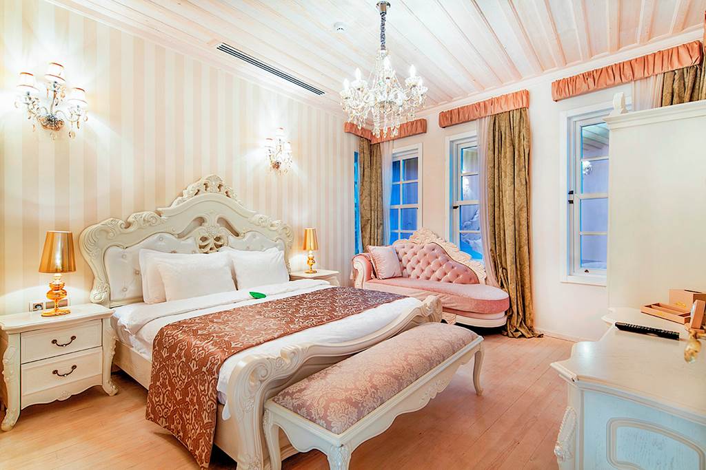 AYT_85126_Elegance_East_Hotel_0123_03.jpg