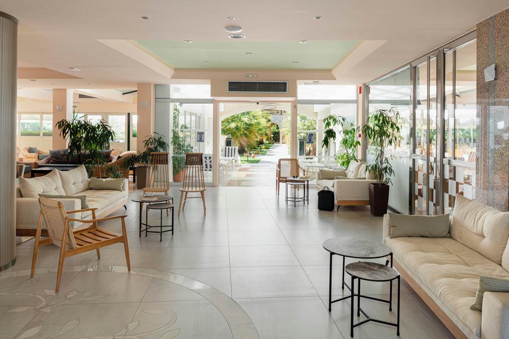 SKG_74003_Portes_Beach_Hotel_0225_05.jpg