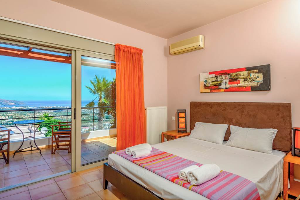 HER_88437_Villa_St_Nikolas_View_Crete_1124_09.jpg