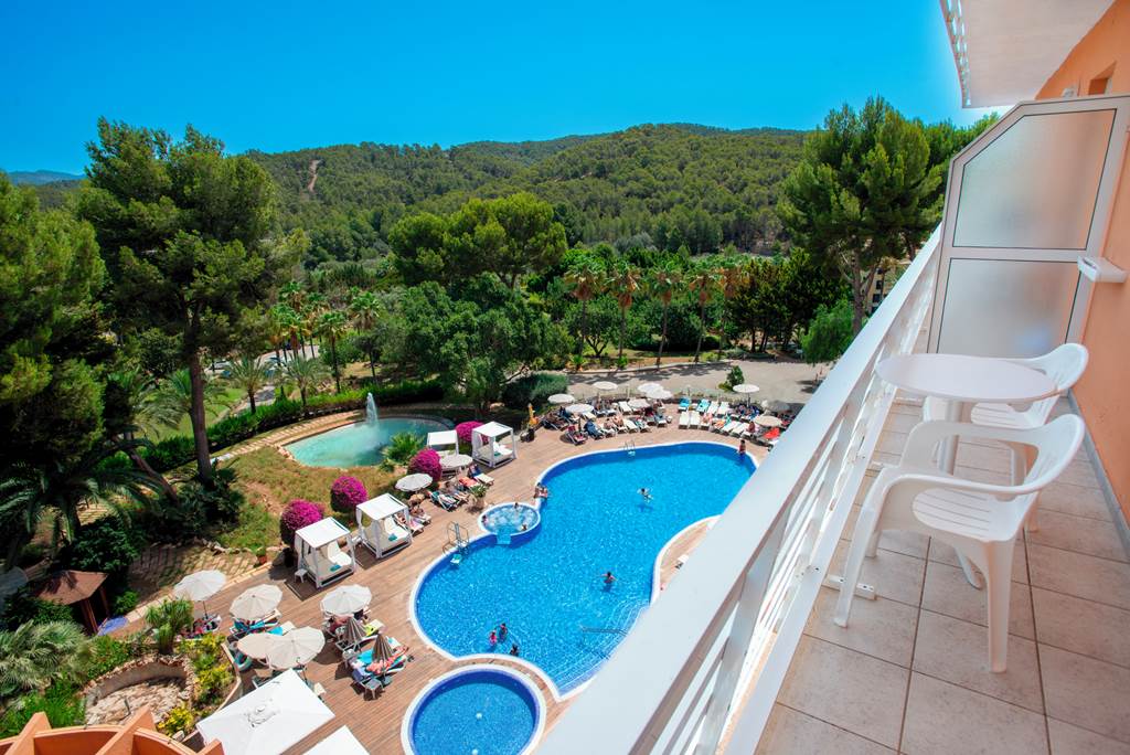 PMI_85484_Ona_Palmira_Suites_0824_26.jpg